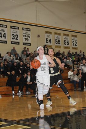 Maddison Parsley drives